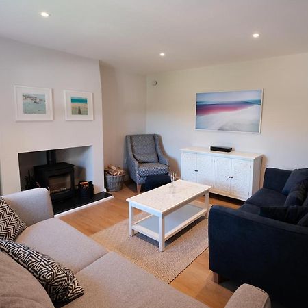 Newly Renovated Cottage With Hot Tub 포트리스 외부 사진